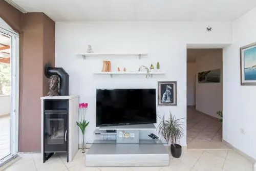 Apartment Eden