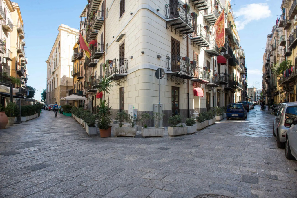Casa Blu in Vucciria con Terrazza by Wonderful Italy