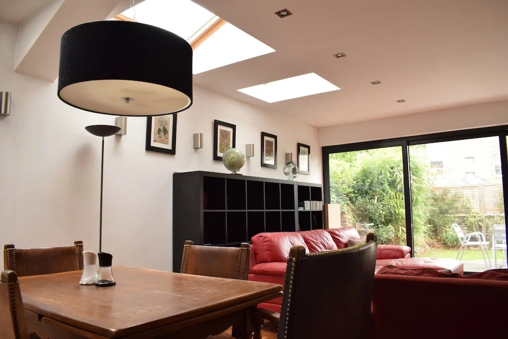 2 Bedroom Flat in Brockley With Garden