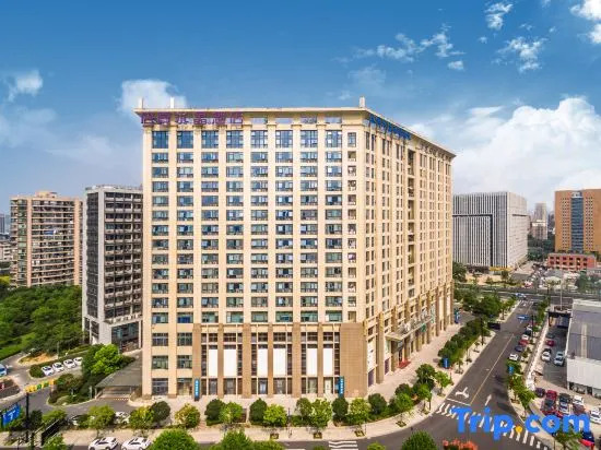 Qizhen Crystal Hotel