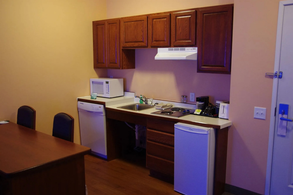GrandStay Hotel & Suites Ames