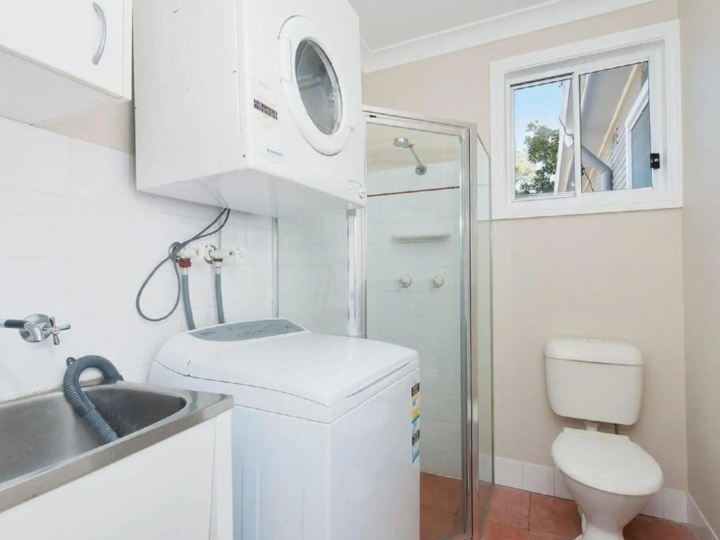 The Croft Cosy Beach House with Aircon and only 270m to the Beach