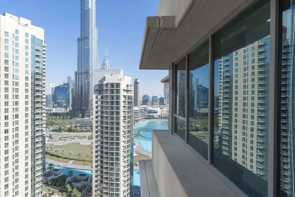 Incredible Apartment With Balcony - Fits 4