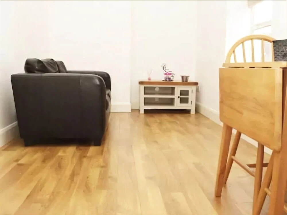 Charles St Serviced Accommodation