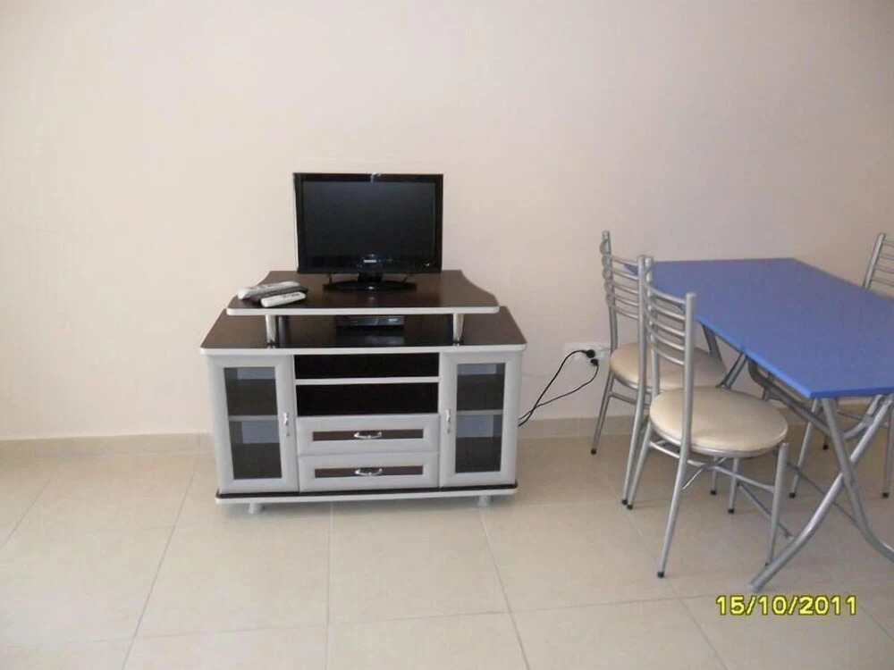 Safir Apartments