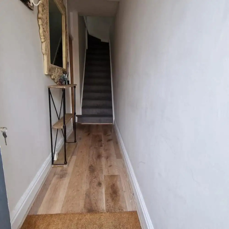 Inviting 2-bed Character House Stamford