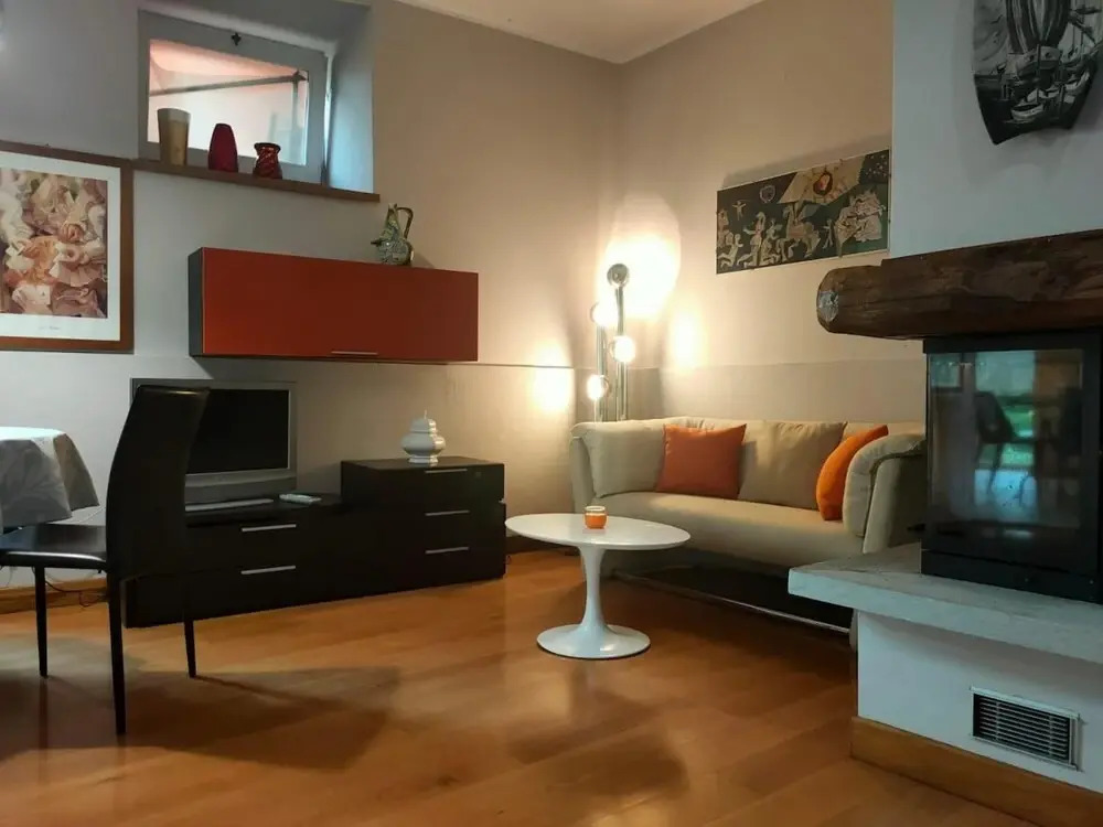 Gelsomino 1 apartment with lake view and beach