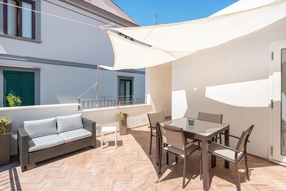 Luxury New Sorrento Home With Terrace - Sleeps 12