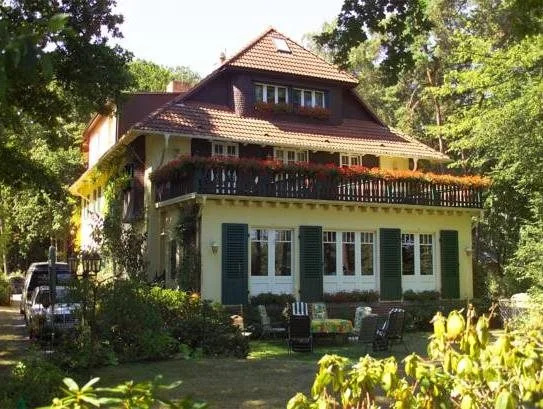 Strandvilla Hubertus Boltenhagen - Ferienwohnungen Apartment mit Parkplatz WLAN Küche Garten Grillplatz Waldbaden