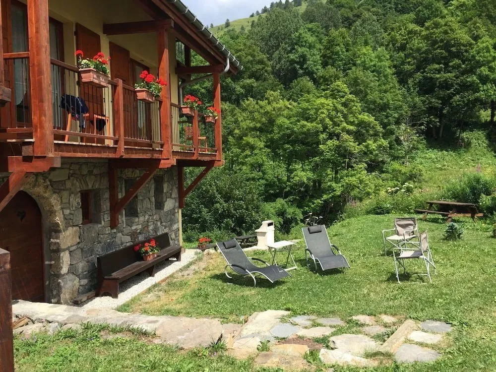 Ferm6 - 6-6p-5chbres-3sdb-120m?-10 / 12pers-valloire