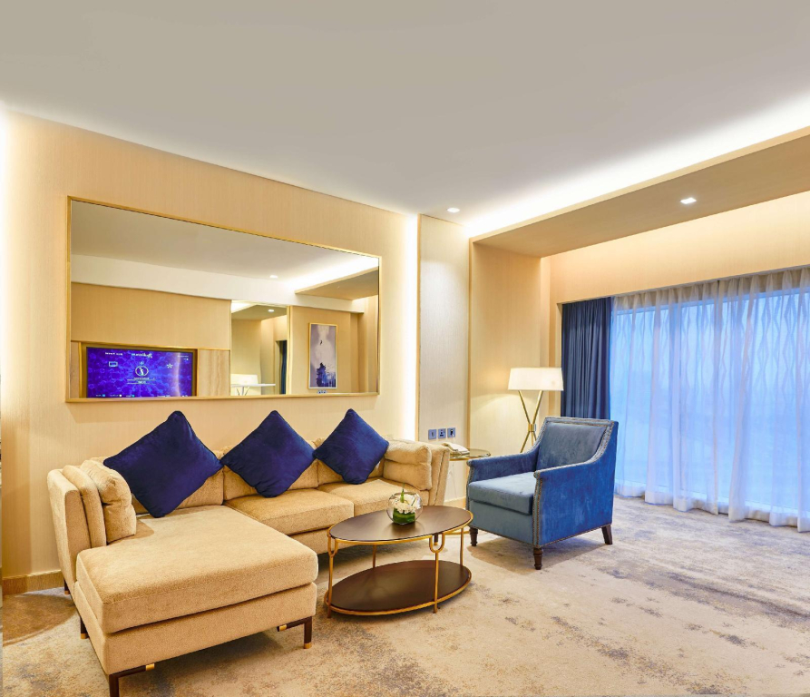 The Diplomat Radisson Blu Residence