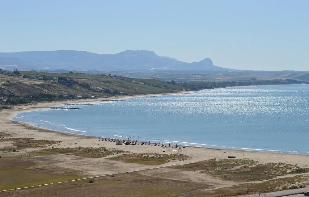 Beautiful Home in San Vito lo Capo -tp- With 2 Bedrooms