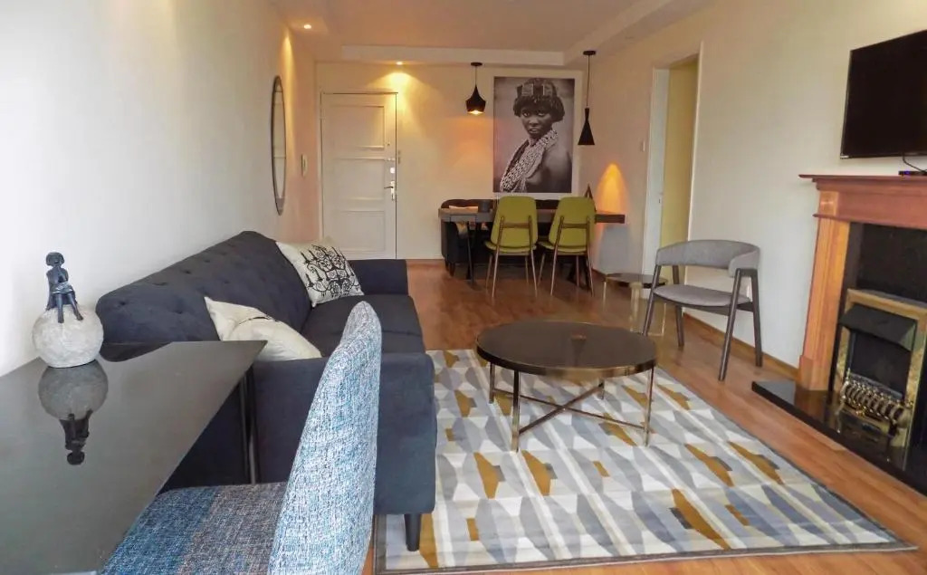 3b Seafront Retro apt - Olympic beach