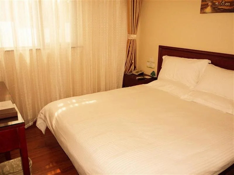 Hanting Hotel Shanghai Zhangjiang Road Metro Station