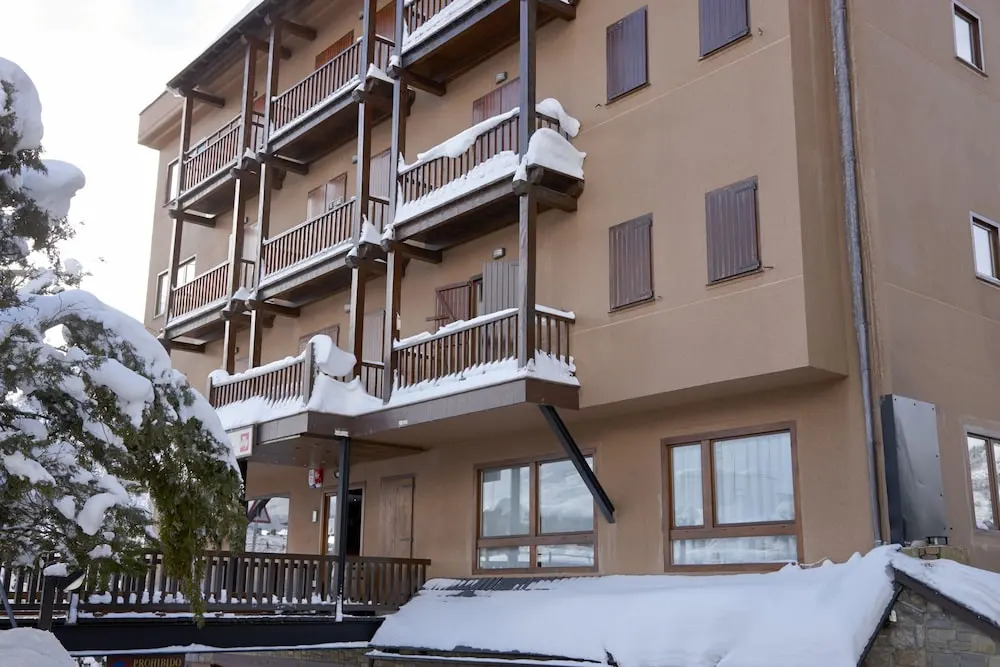 Cap 1500 by FeelFree Rentals
