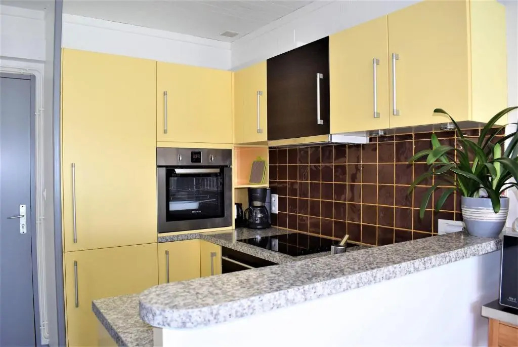 Appartement 2-4 pers VUE MER EXCEPTIONNELLE avec terrasse à PERROS-GUIREC - Ref 908