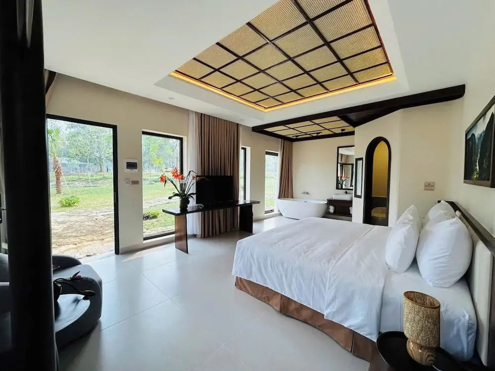 Cuc Phuong Retreat - Khoáng Nóng Thiên Nhiên