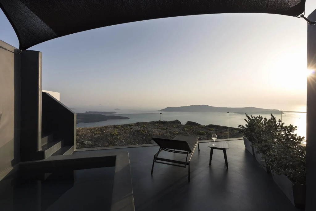 Kivotos Santorini - Preferred Hotels & Resorts