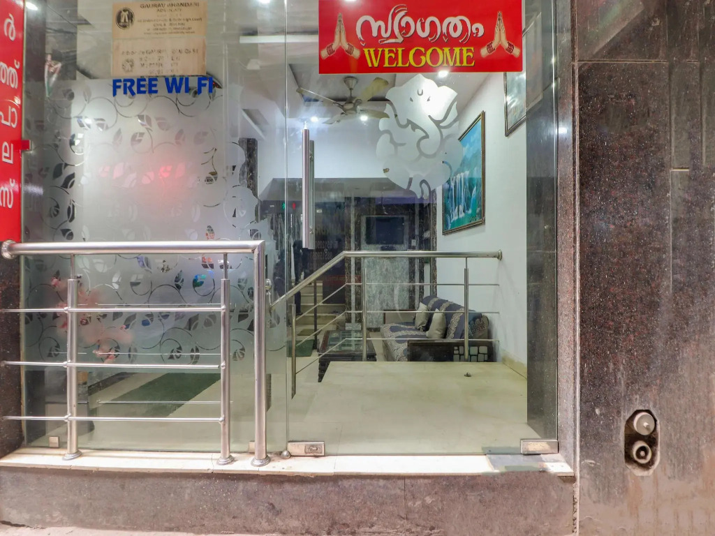 Hotel Parth Palace