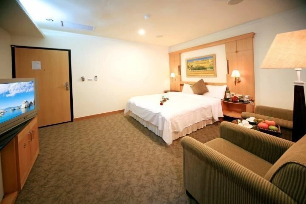 Ming Lu Holiday Hotel