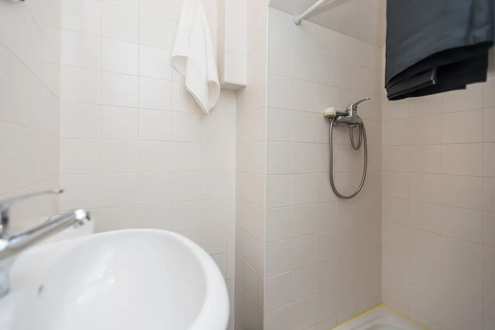 Remodeled Historic Apartment in Bairro Alto