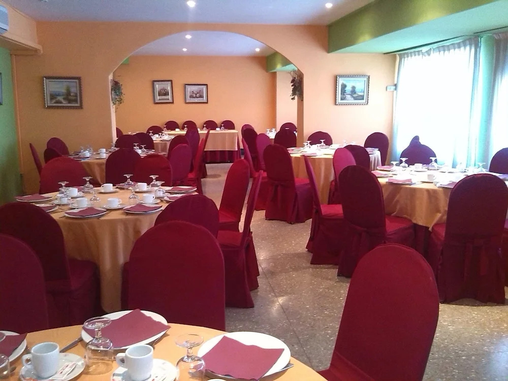 Hotel Perales