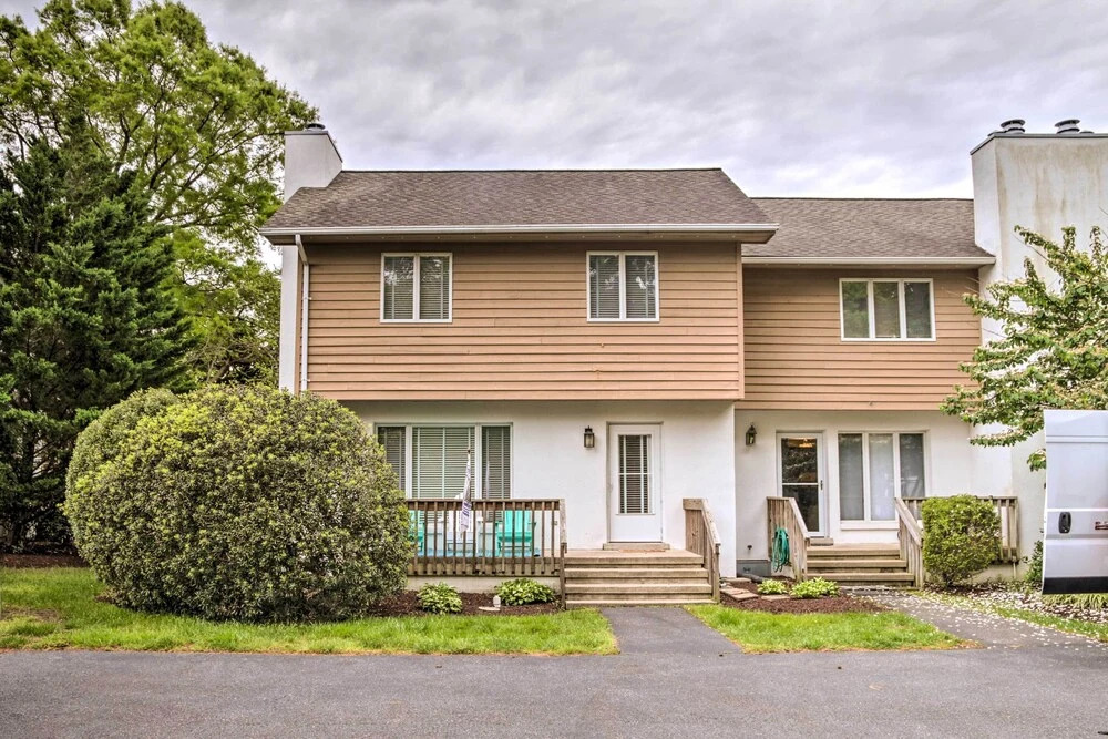 1 Mi to Bethany Beach: Quiet Home w/ Pool Access