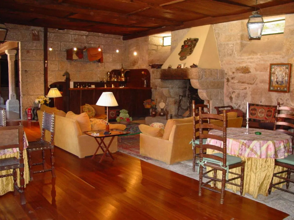 Casa De Sezim