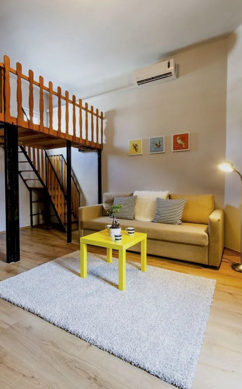 Kurkuma Apartment