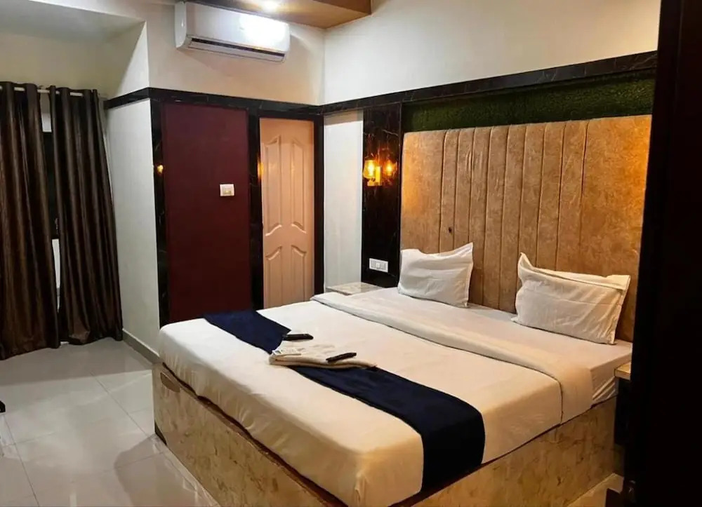 Queens Residency - Kochi
