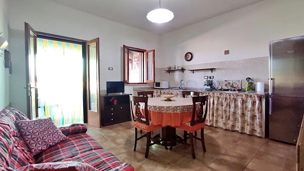 Casa Bolano - Con Piscina Privata a 3 Km dal Mare