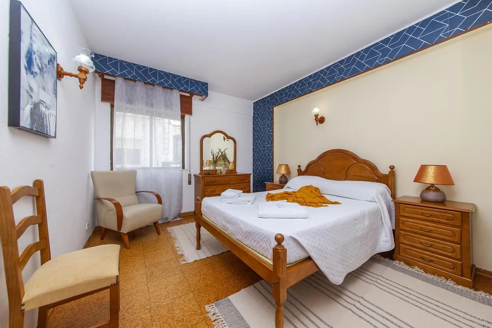 B78 - Fragoso Downtown Apartment