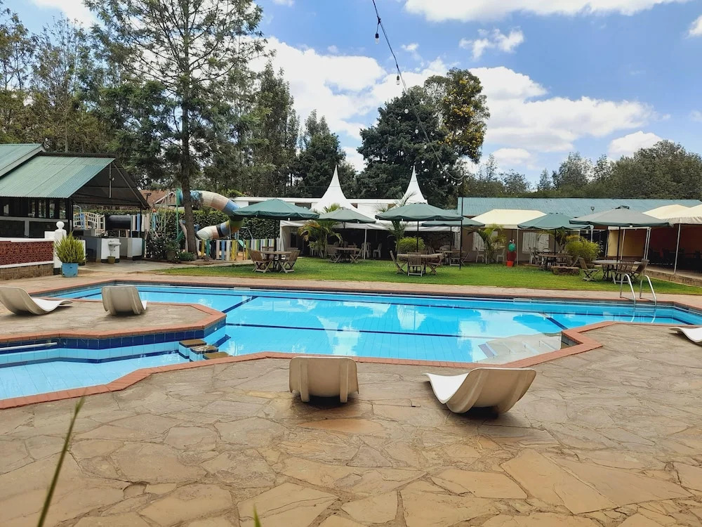 Royale Karen Hotel