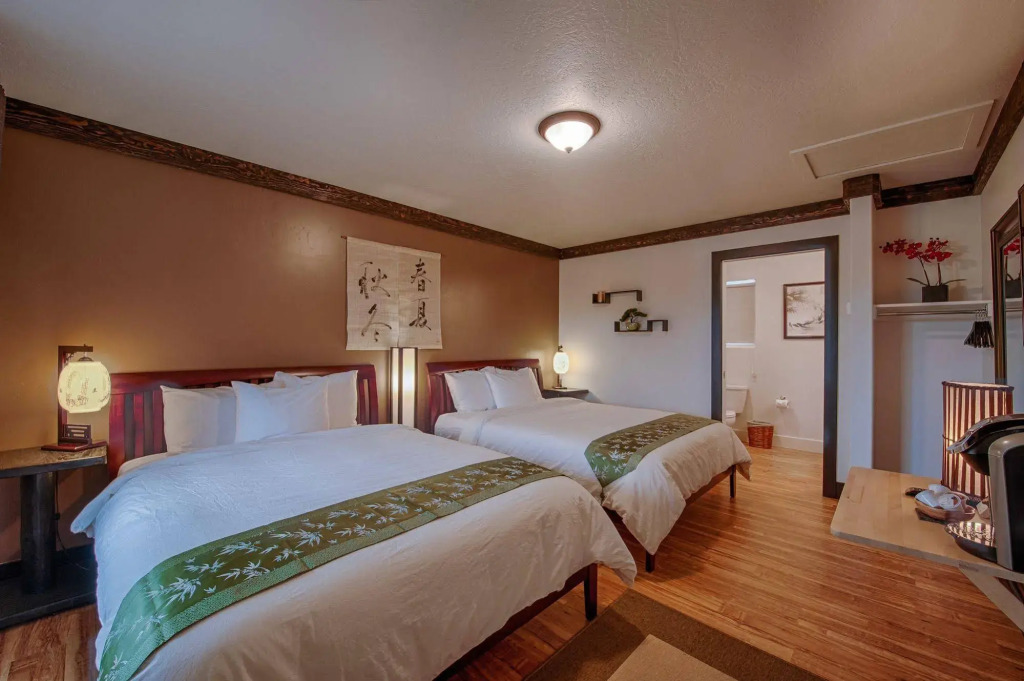 Tao's Inn