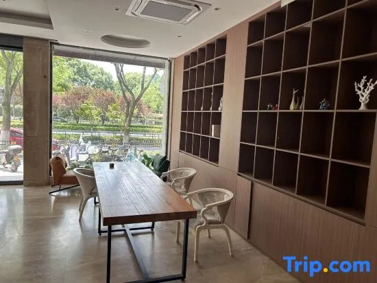 Qiu shan Hotel