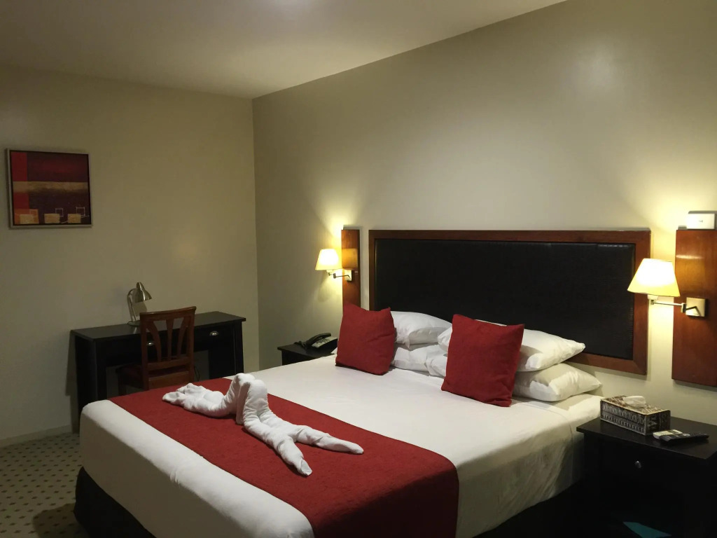 Victoria Palms Hotel