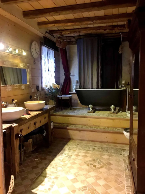 House With 4 Bedrooms in La Forclaz, With Furnished Terrace and Wifi