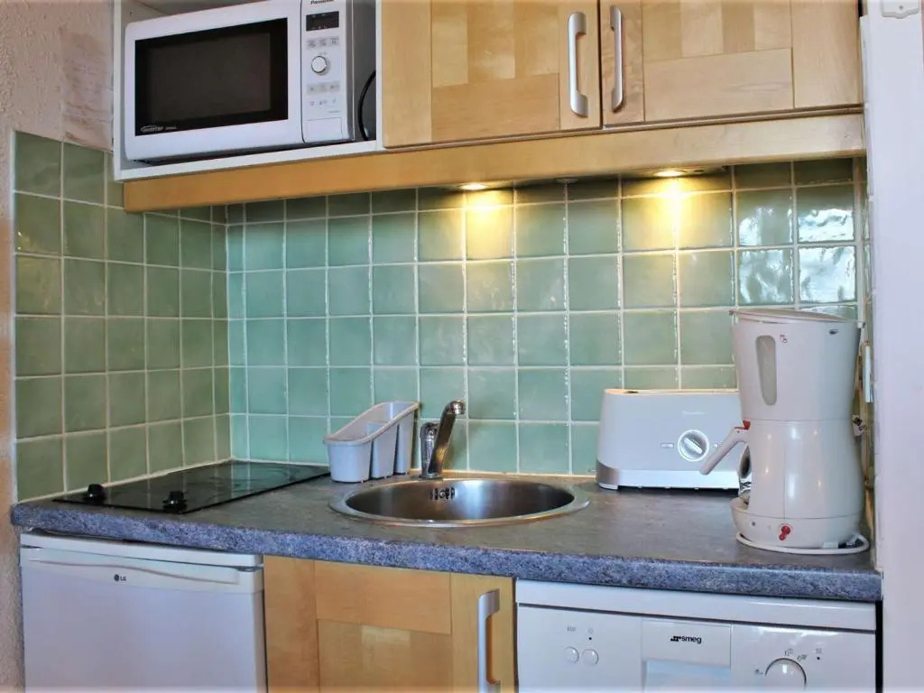 Appartement Risoul, 1 pièce, 4 personnes - FR-1-330-221