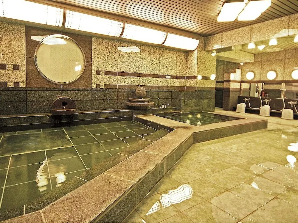 Atami Season Hotel