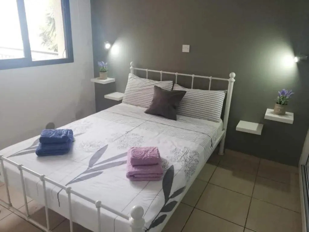 Cozy 1 bedroom apartment close to the beach