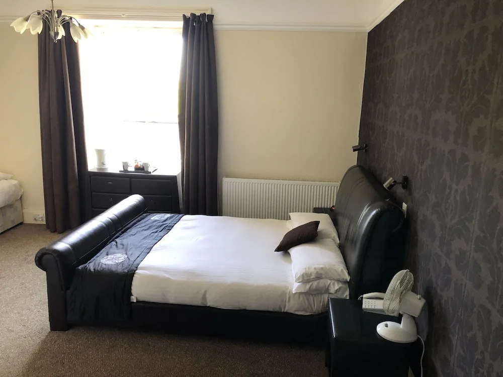 The Lowenac Hotel