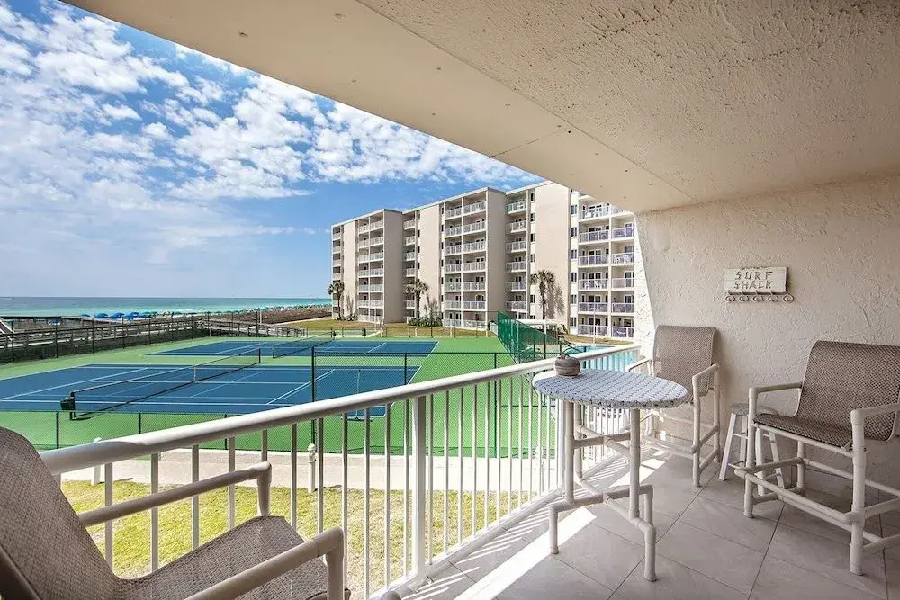 Gulf Shore Condo #217 - 1 Br condo by RedAwning