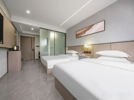 Tongchuang Ejia Chain Hotel (Gushi Xinhe Century City Store)
