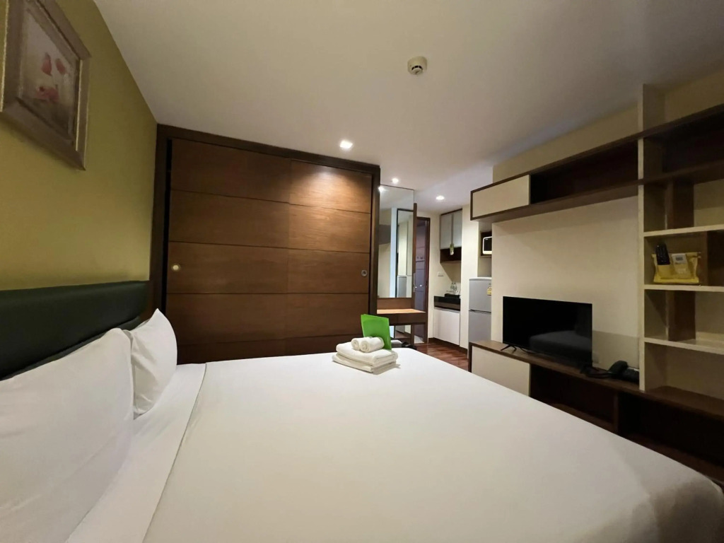 Silom Forest Exclusive Residence