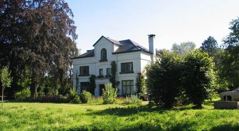 B&B Lestacion