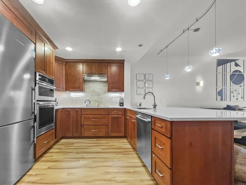 Pp225 Passage Point 1 Bedroom Condo by RedAwning