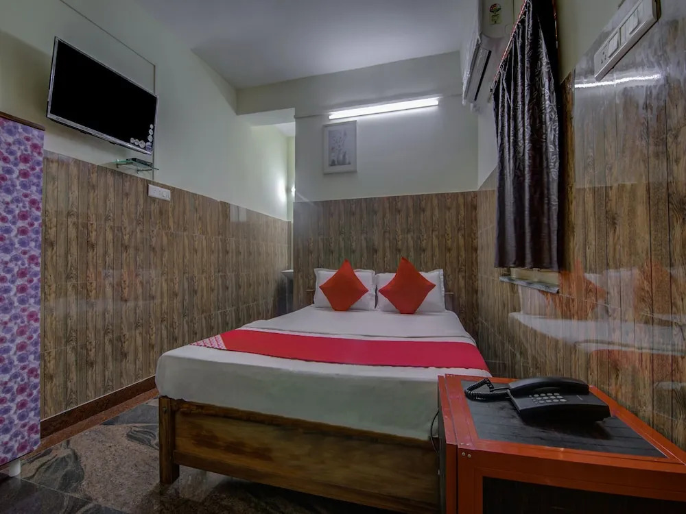 V Knot Residency Hotel