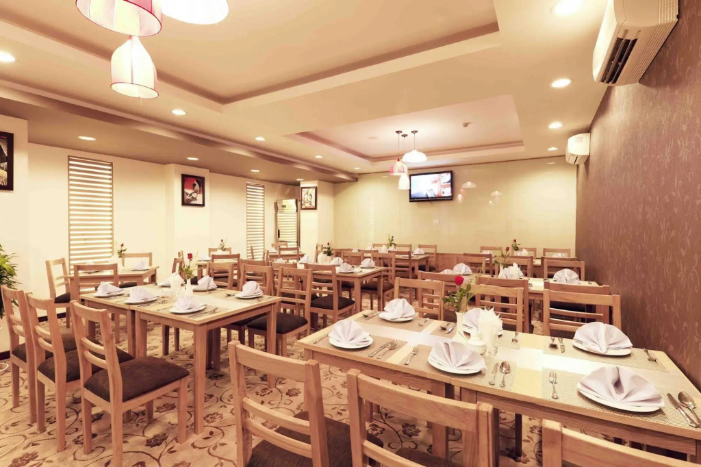 TTC Hotel Deluxe Tan Binh