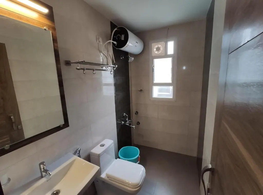 Zebra Suites - Carnation