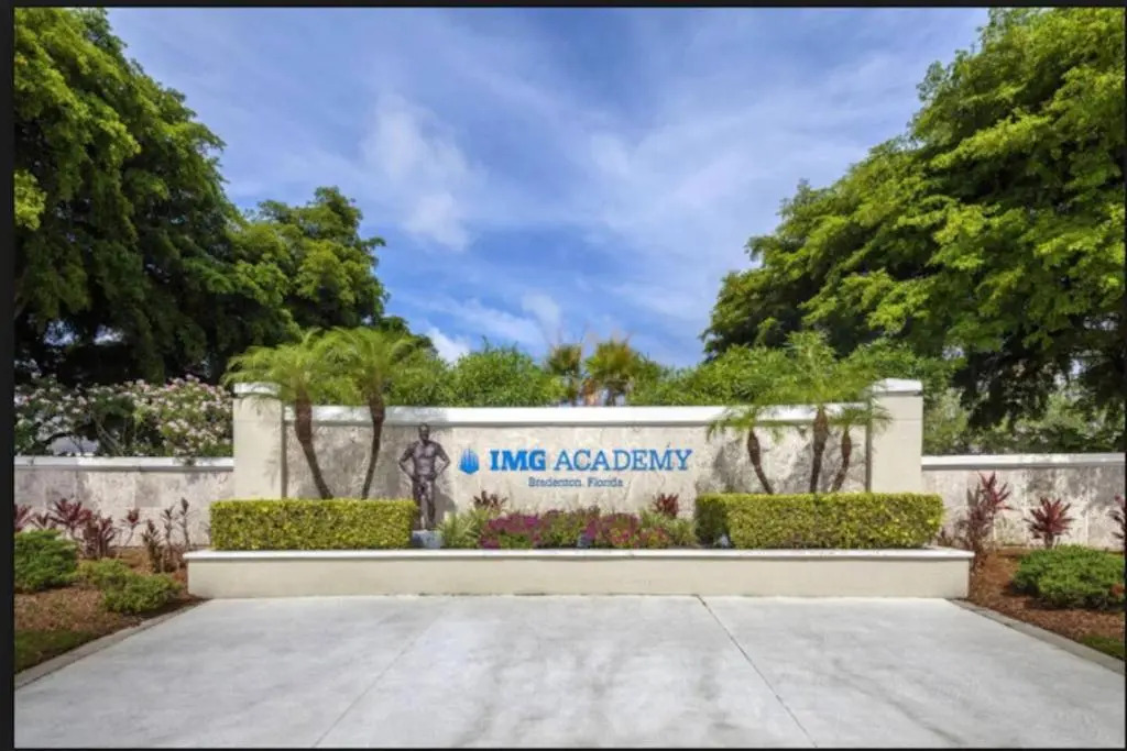 Bradenton Retreat